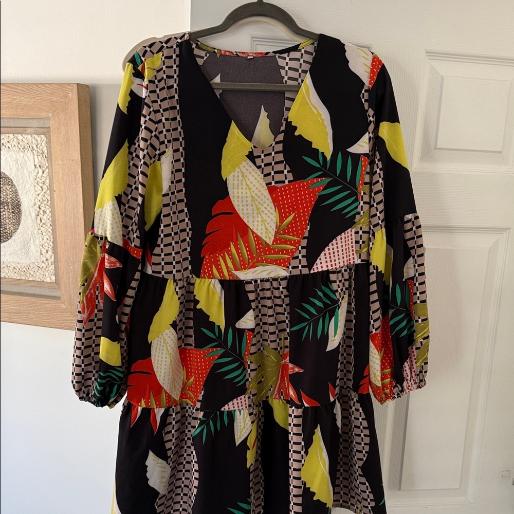 Black Tropical Print Tiered Women's Dress